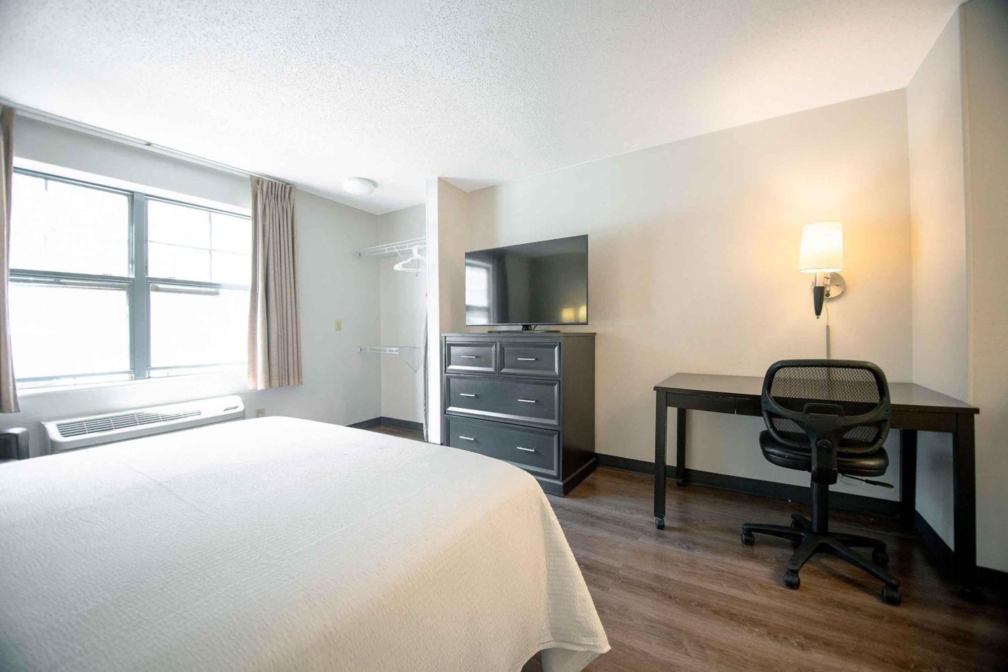 Extended America - - Commerce Hotel 2*