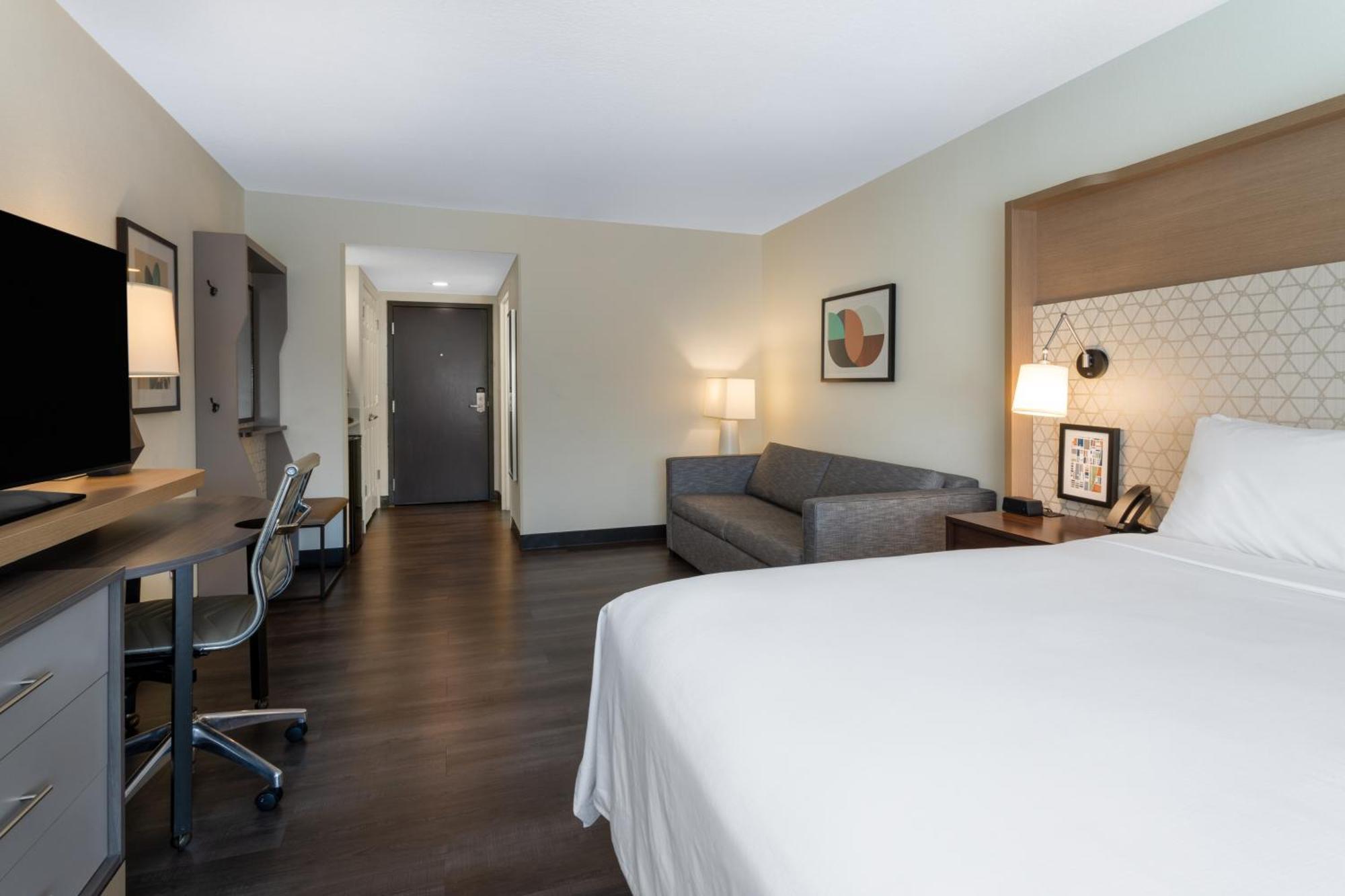 - North By Ihg Hotel 3*