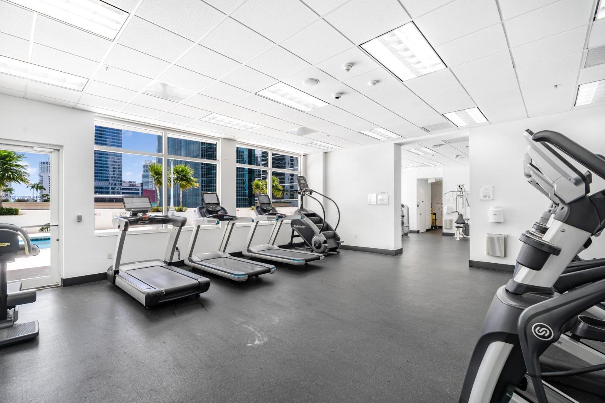 Trendy 2br With Pool And Bay Views Apartment Miami