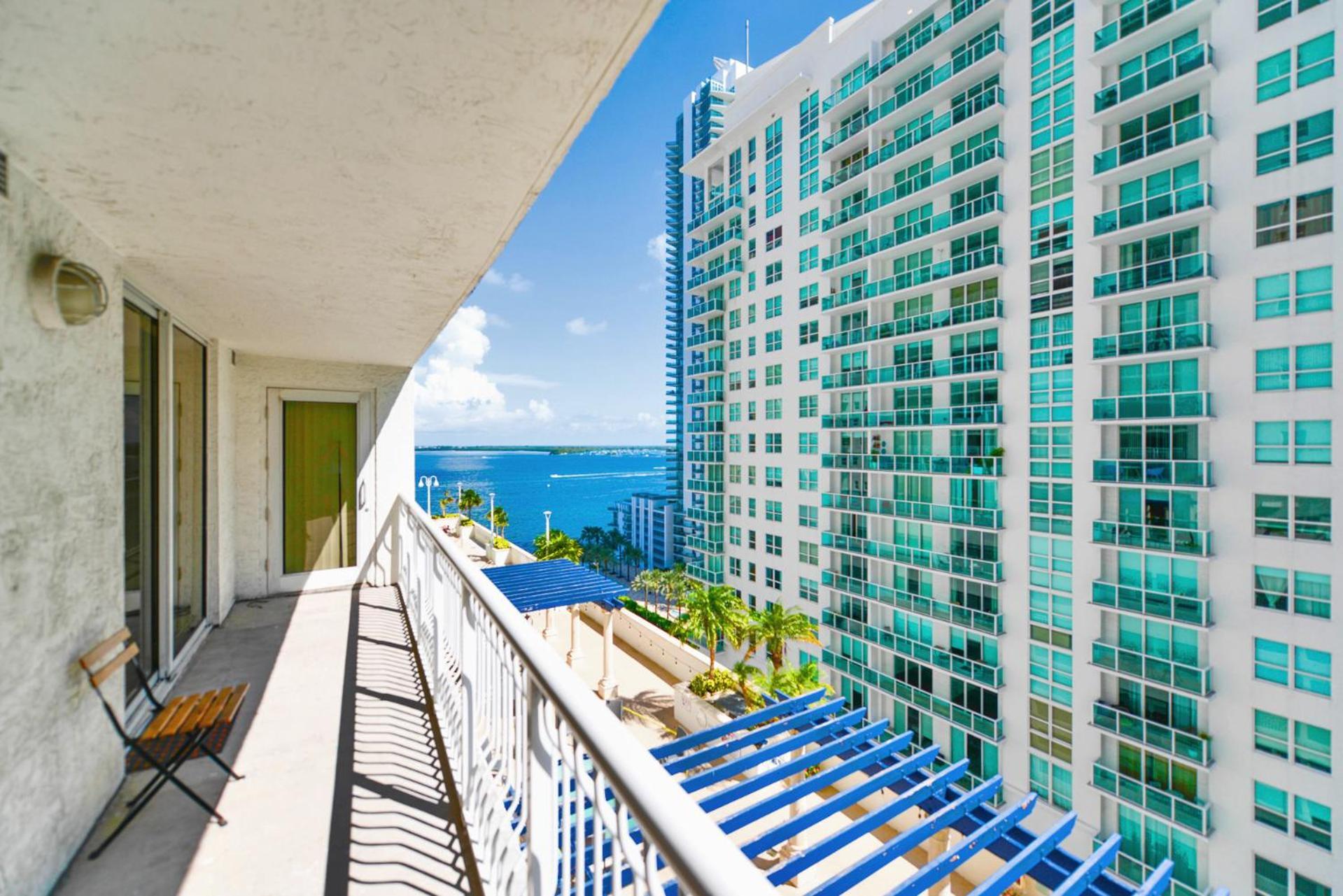 Trendy 2br With Pool And Bay Views Apartment Miami
