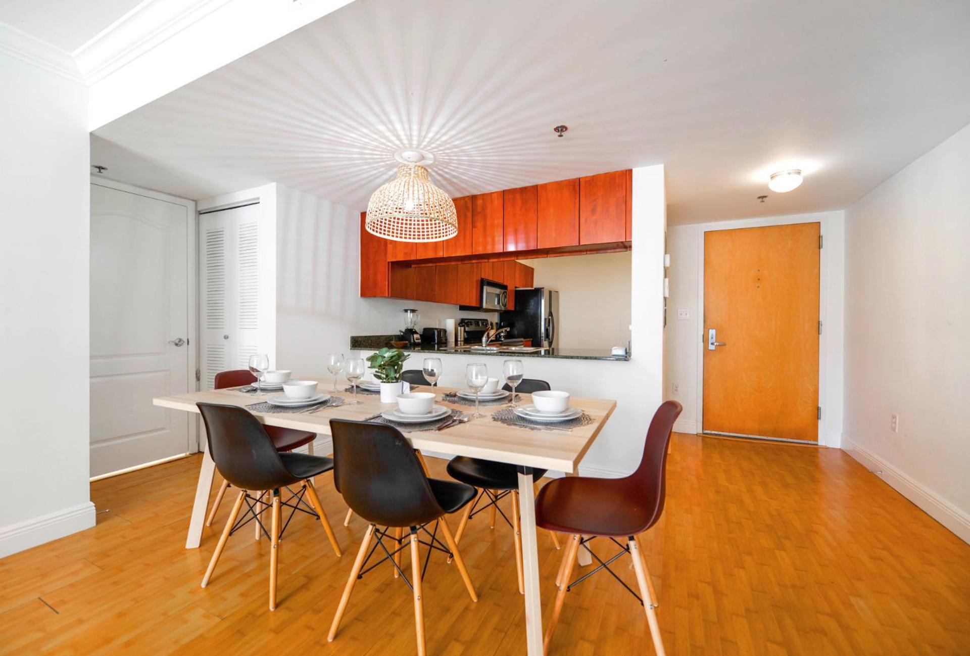 Apartment Trendy 2br With Pool And Bay Views Miami