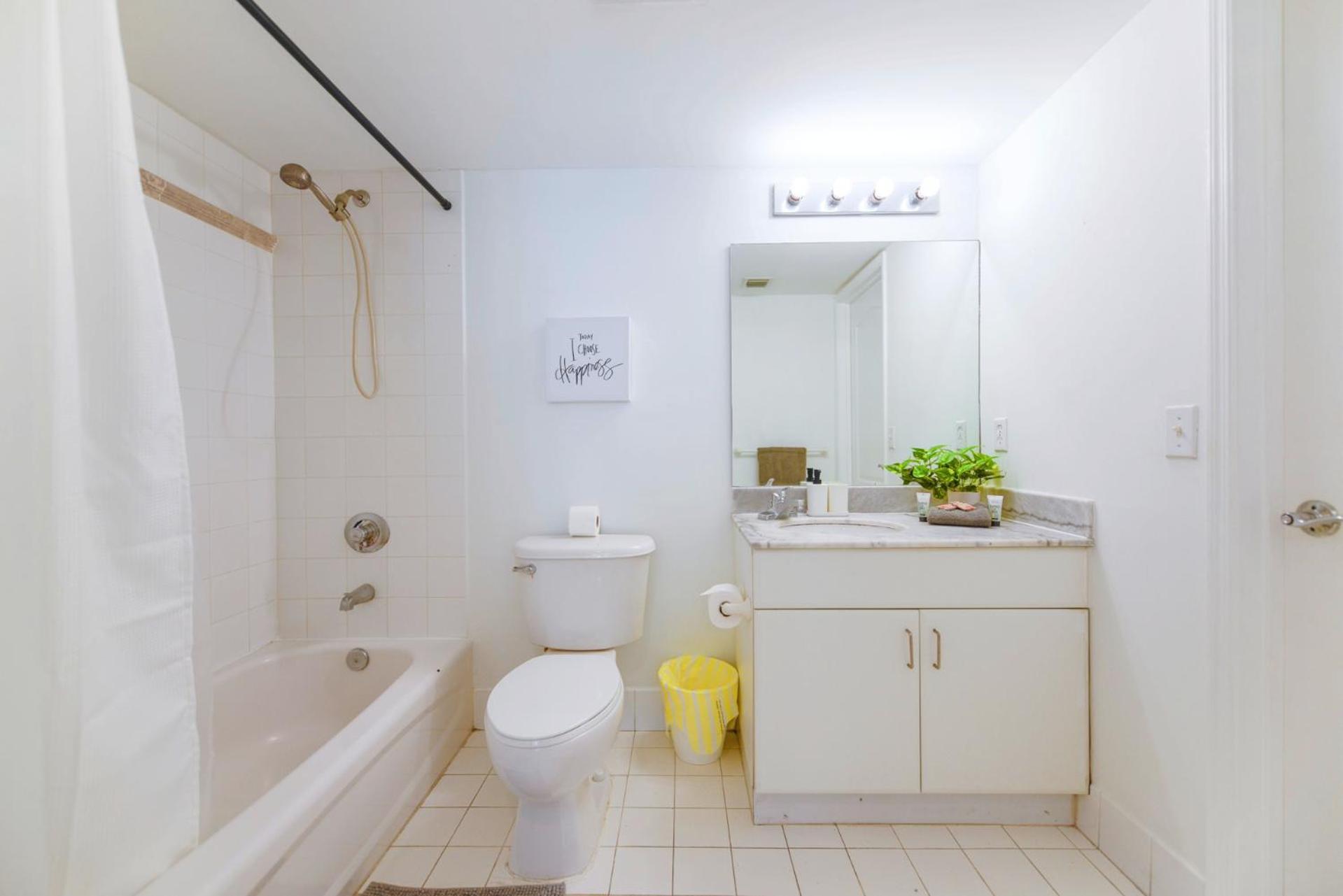 Trendy 2br With Pool And Bay Views * Miami