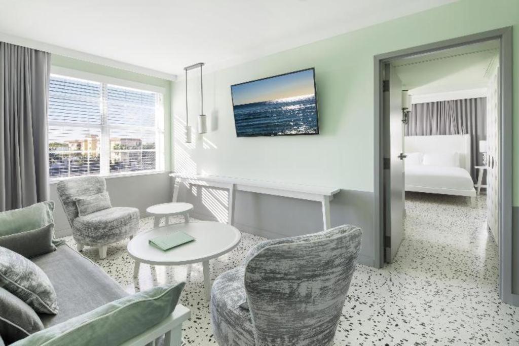 Metropolitan Miami Hotel