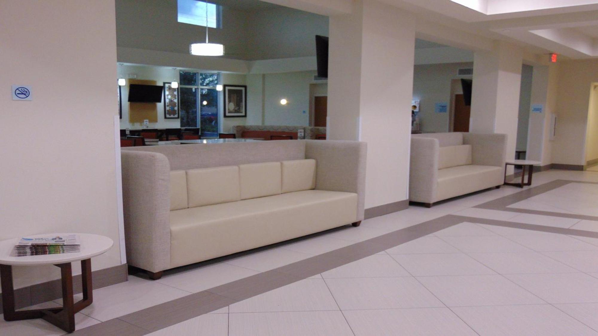 Express & Boynton West By Ihg 3* Boynton Beach