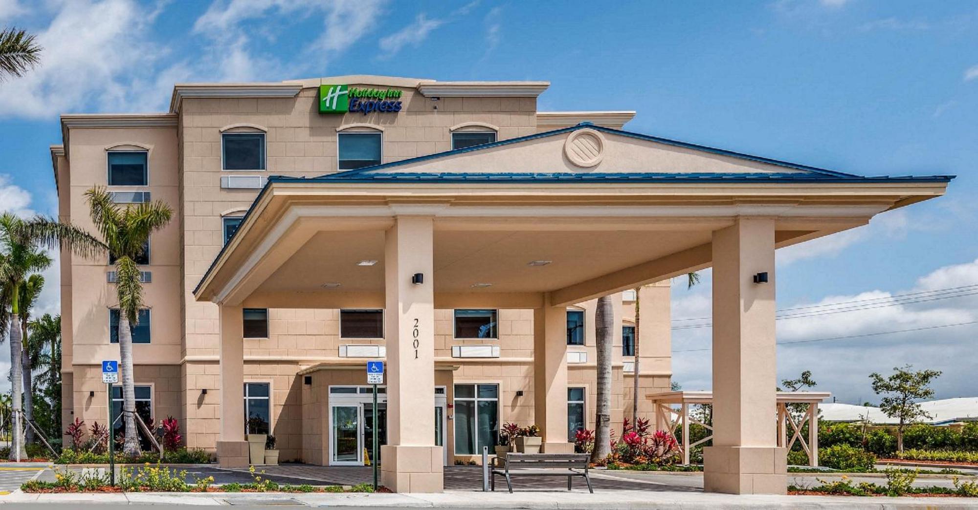 Express & Boynton West By Ihg 3*