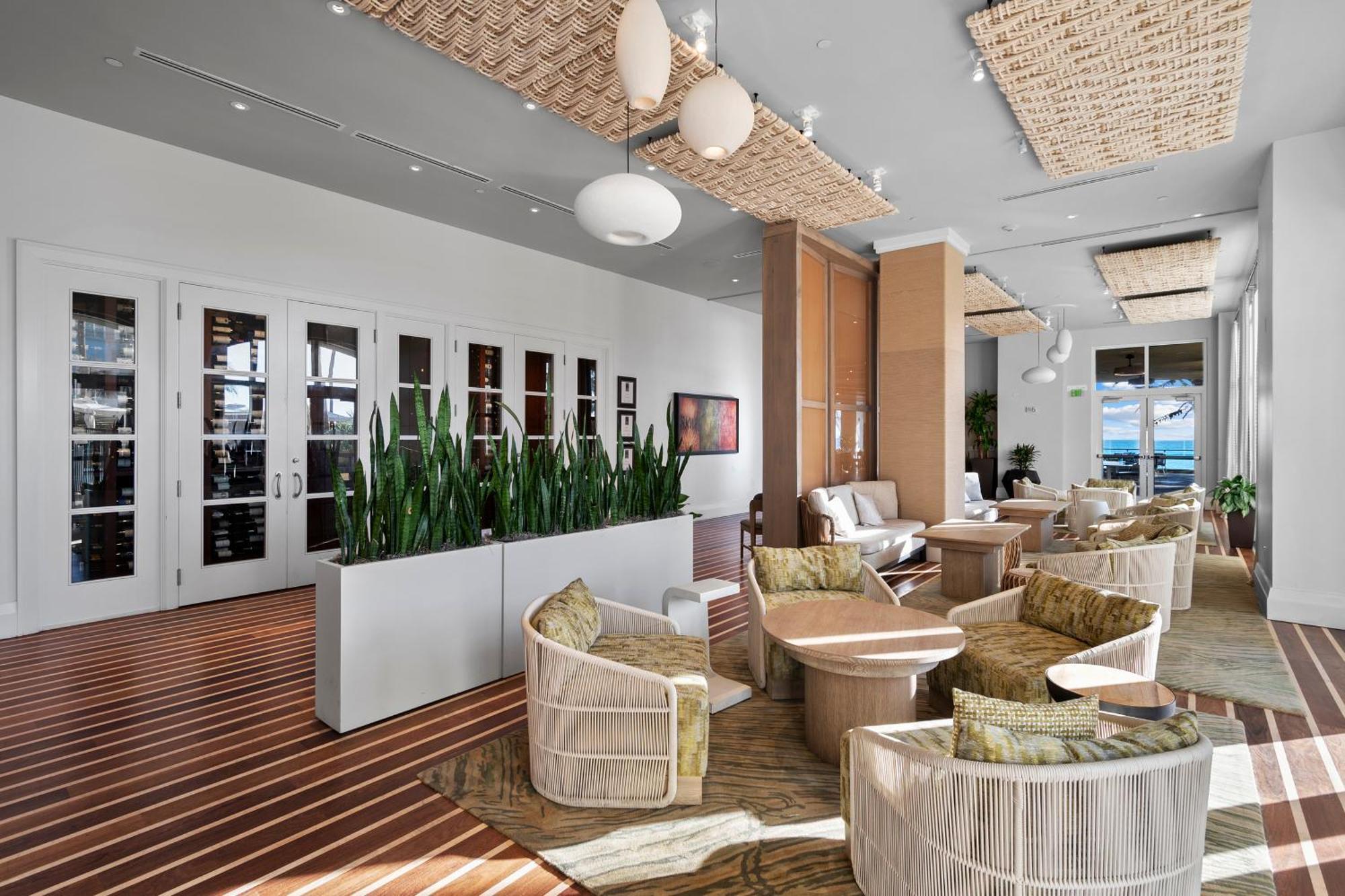 Oceanfront Palm & Singer Island Apartment *