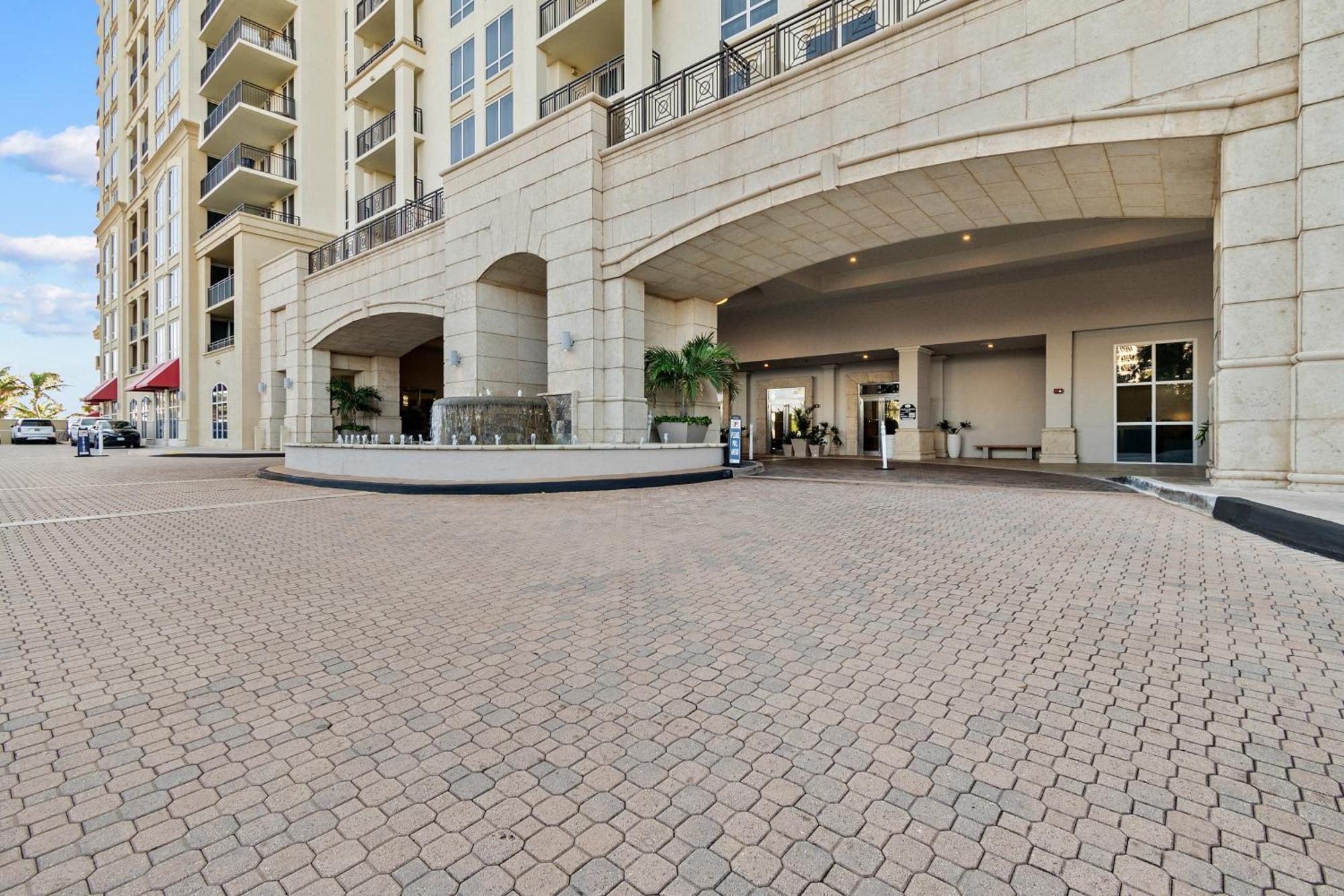 Oceanfront Palm & Singer Island *