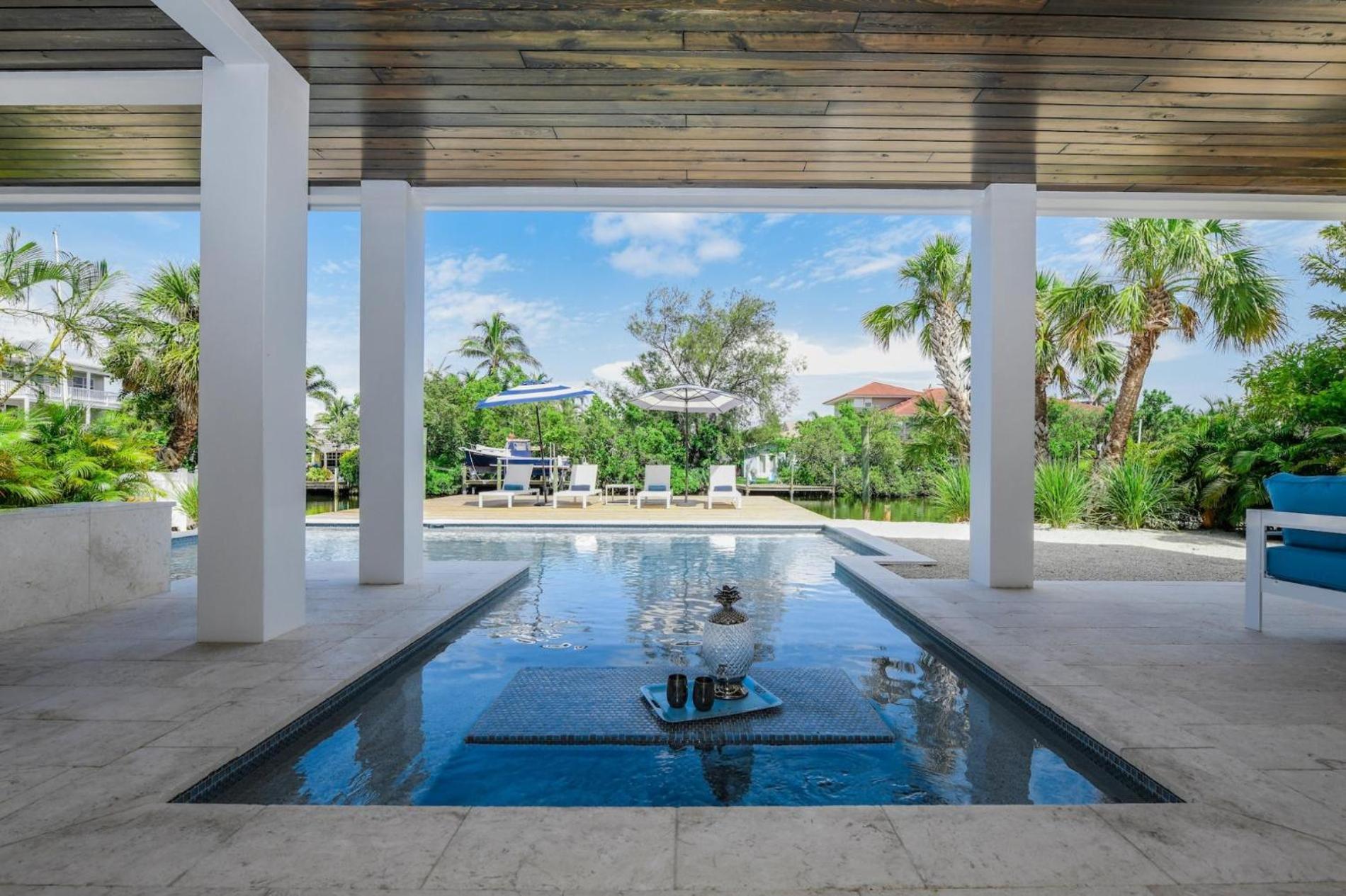 Holiday home Sea La Vie House - Luxurious 4br W Pool Dock Canal Access On Island *