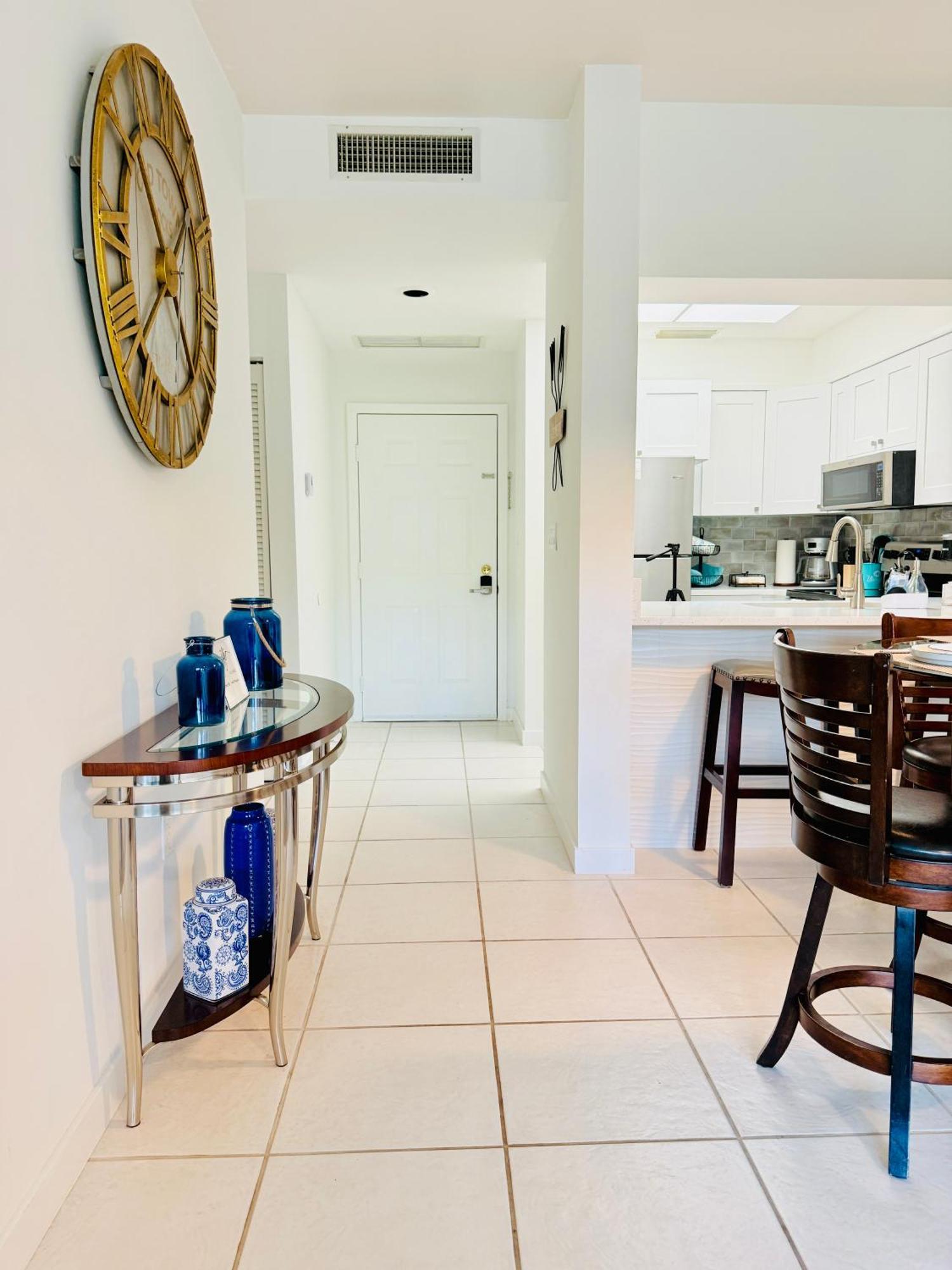 Apartment Awesome Near The