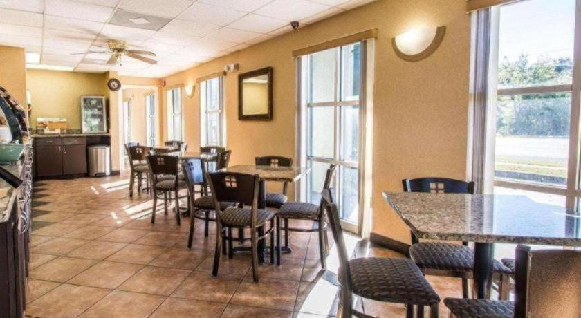 Quality & Near Panama Hotel