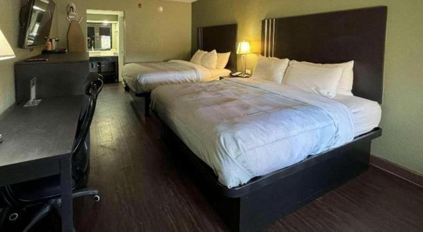 Quality & Near Panama Hotel