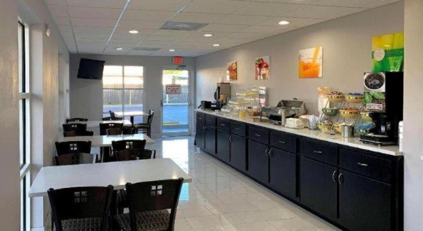 Hotel Quality & Near Panama Panama City Beach