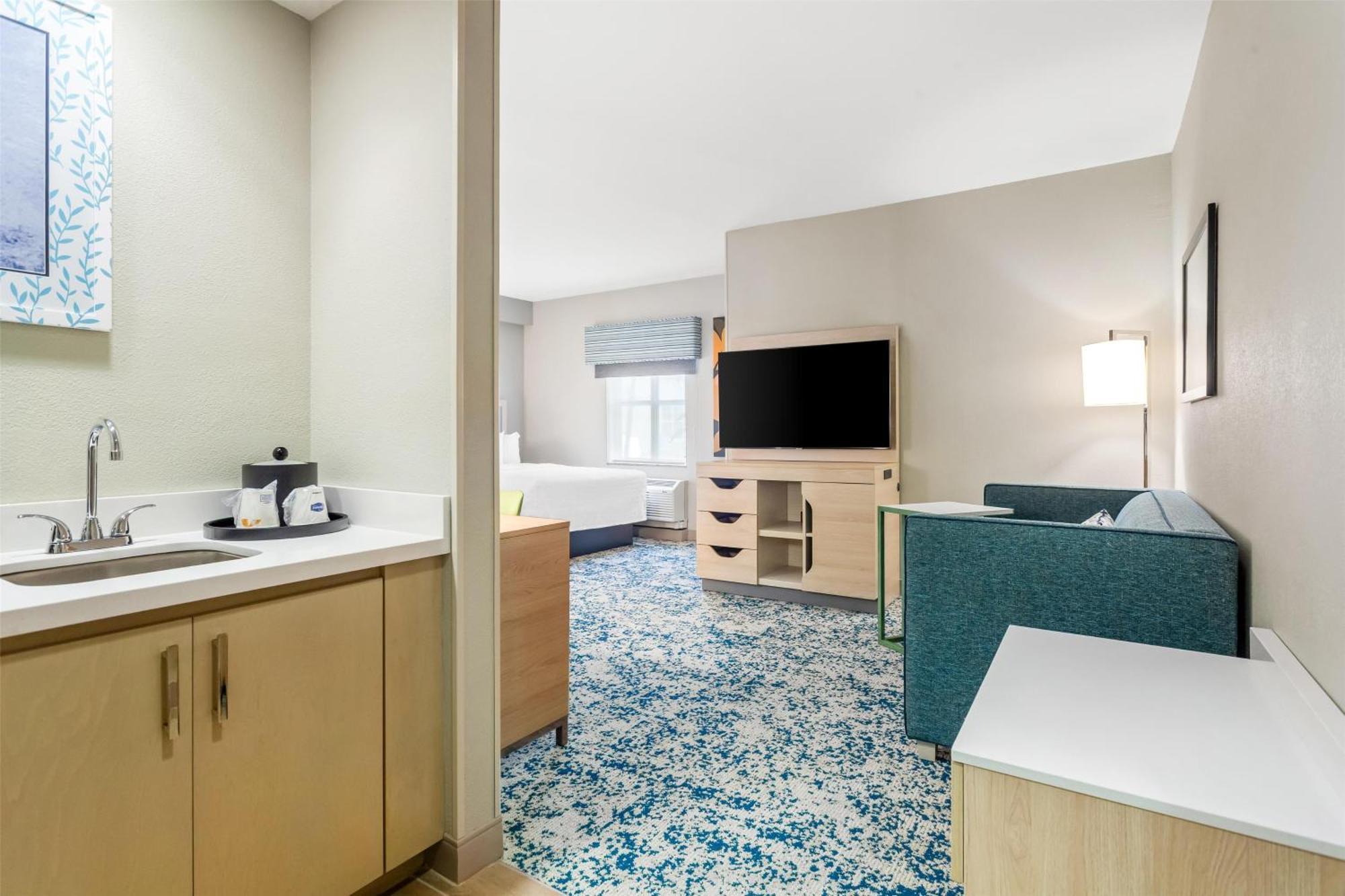 Hotel Hampton & St. Petersburg/downtown 3*