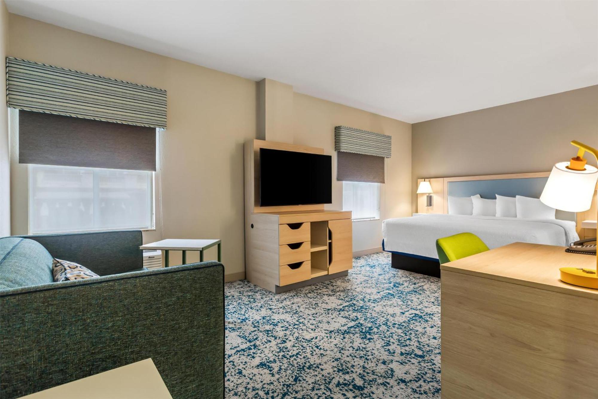 Hampton & St. Petersburg/downtown Hotel