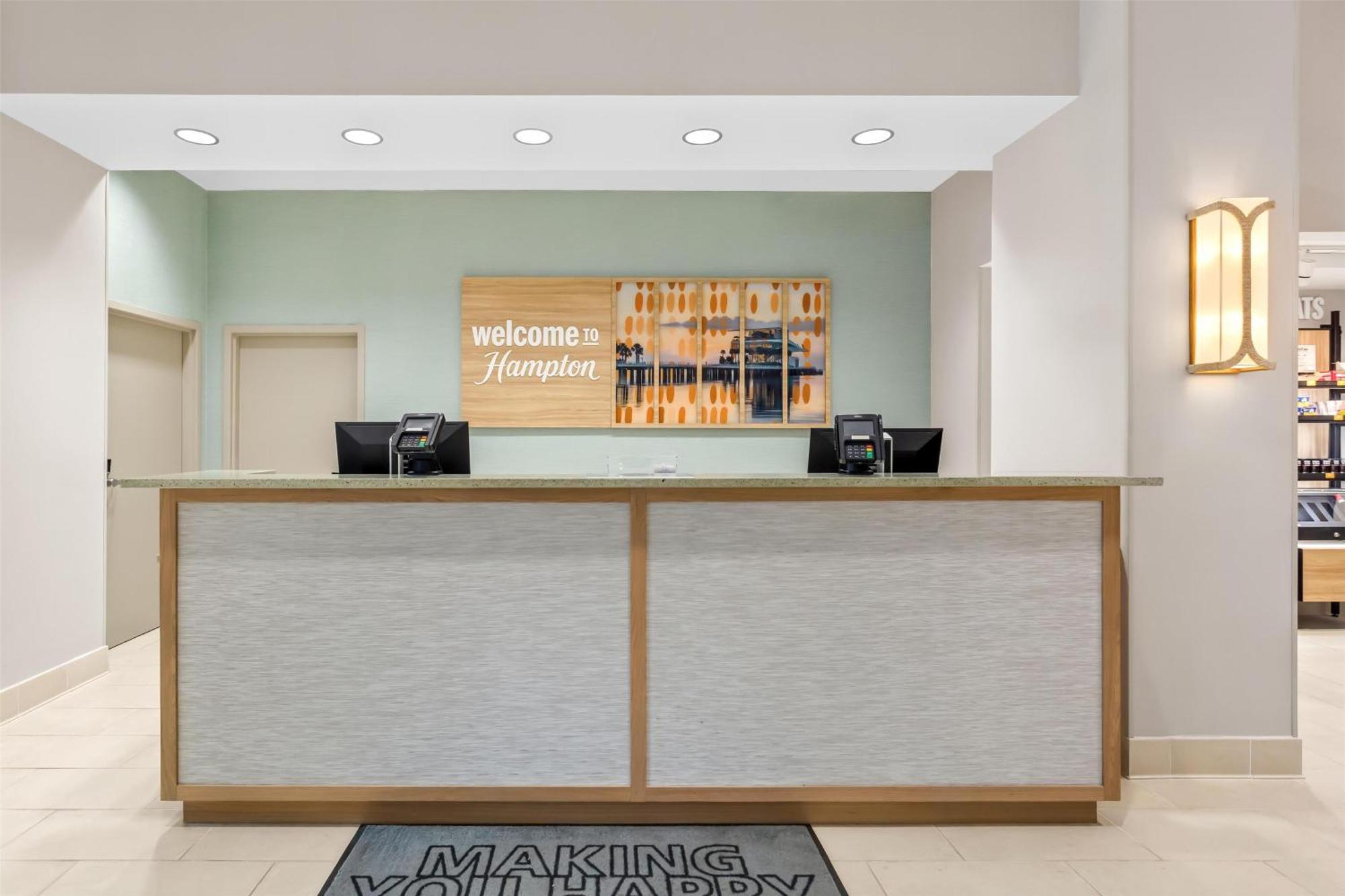 Hotel Hampton & St. Petersburg/downtown
