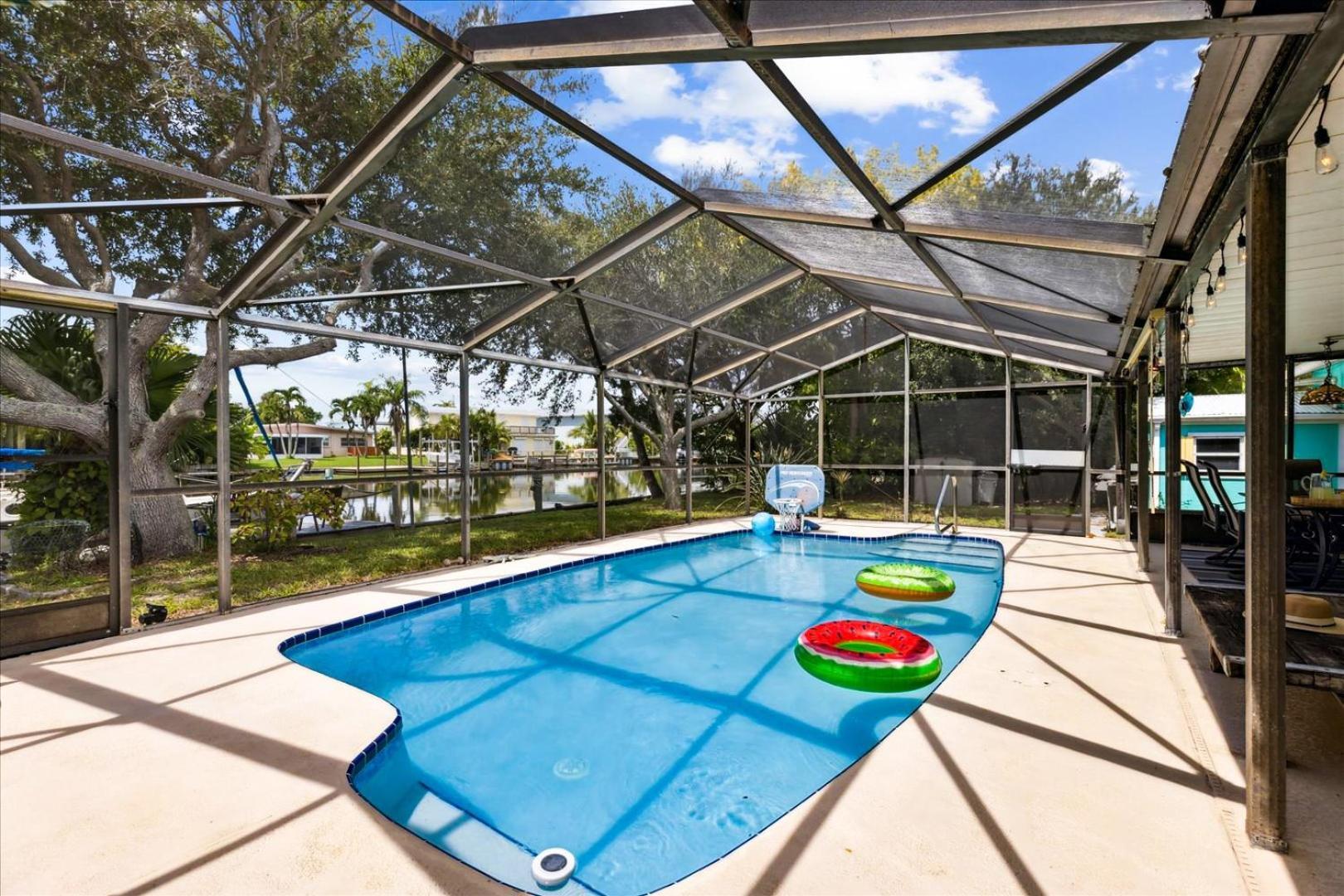 111 Sunset Drive Holiday home
