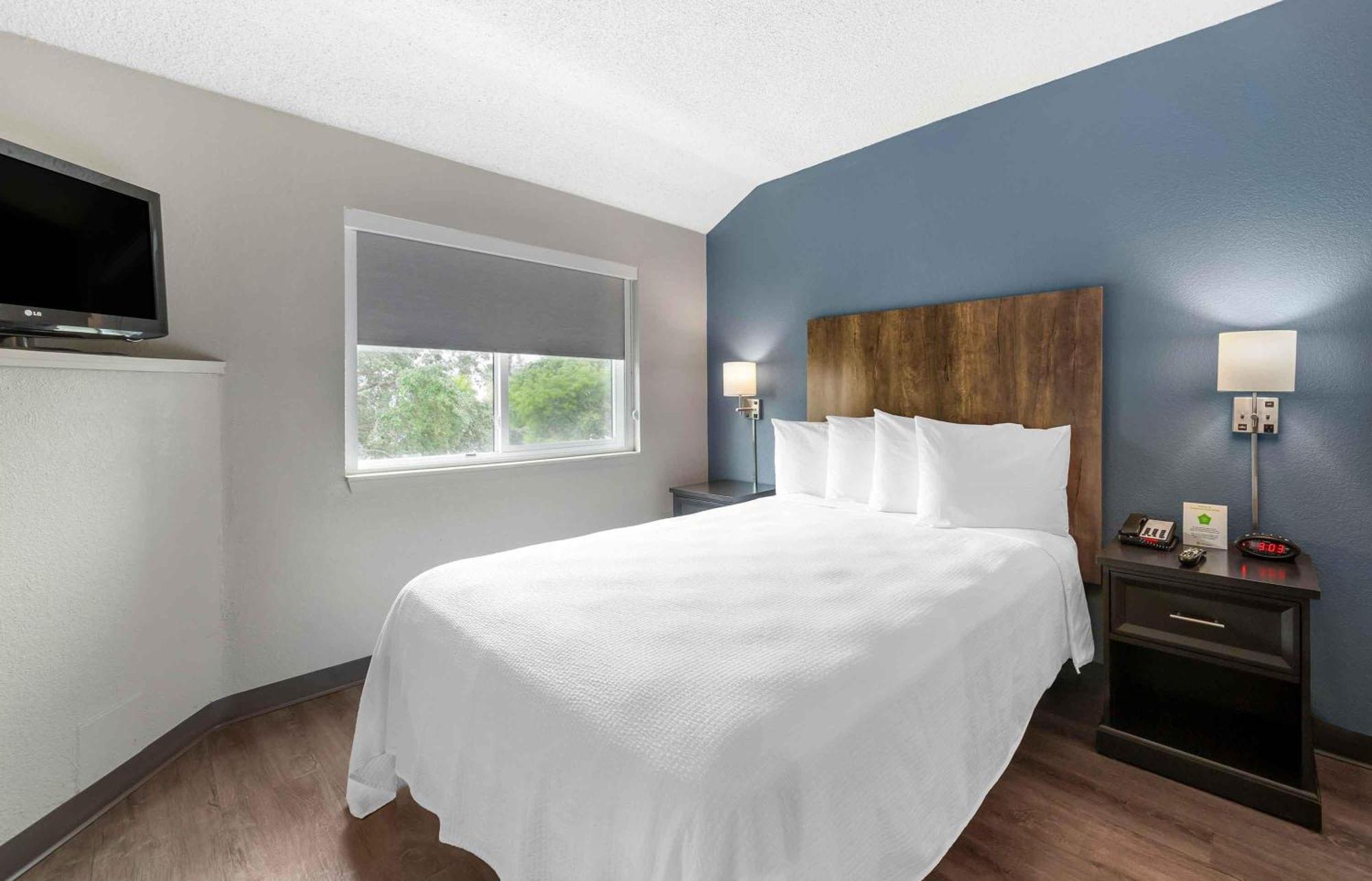 Extended America Premier - Miami - Airport - Hotel 2*