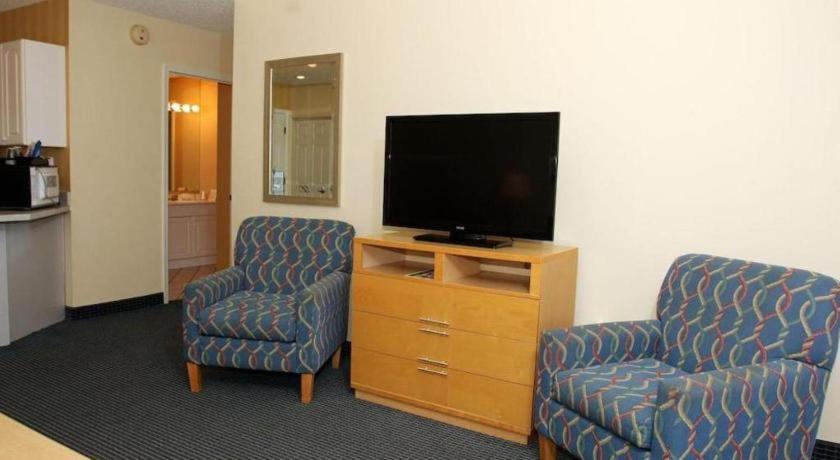 Chart House And Marina Motel 3*