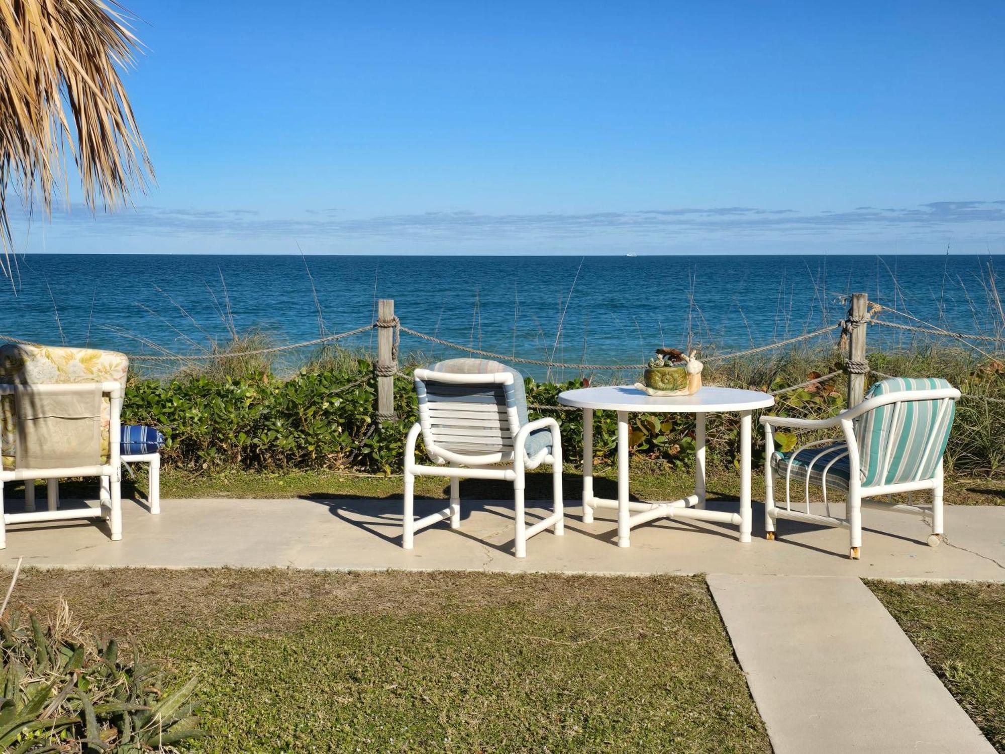 Oceanfront Sea Scape Motel