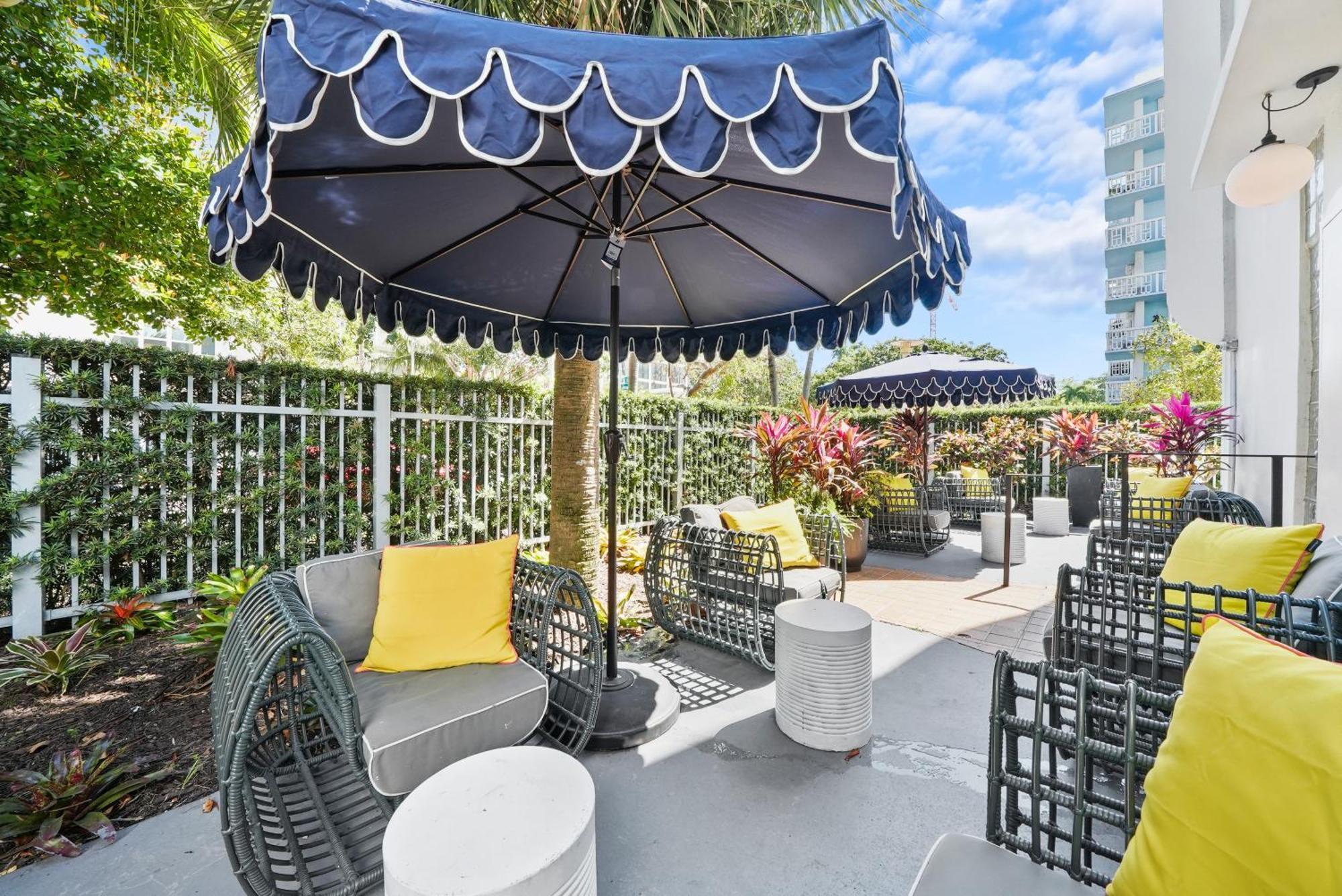 Hotel Lincoln Arms Miami Beach