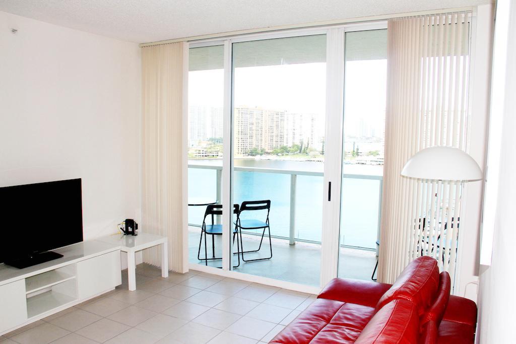 Miami Waterfront Sunny Isles Beach