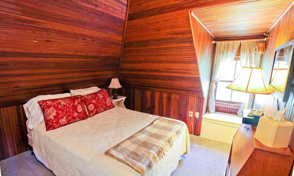 Bed & Breakfast Night Swan Intracoastal New Smyrna Beach