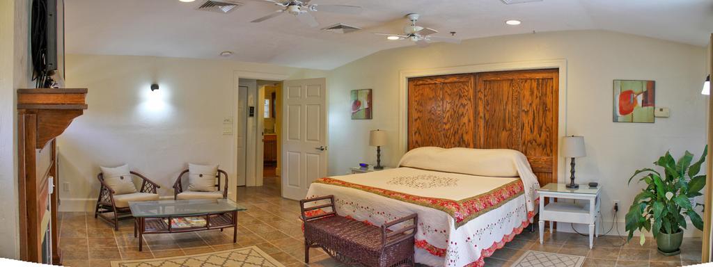 Bed & Breakfast Night Swan Intracoastal New Smyrna Beach