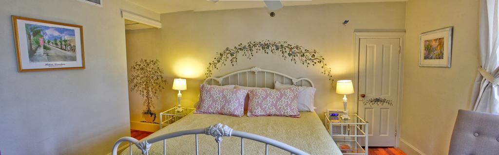 Bed & Breakfast Night Swan Intracoastal
