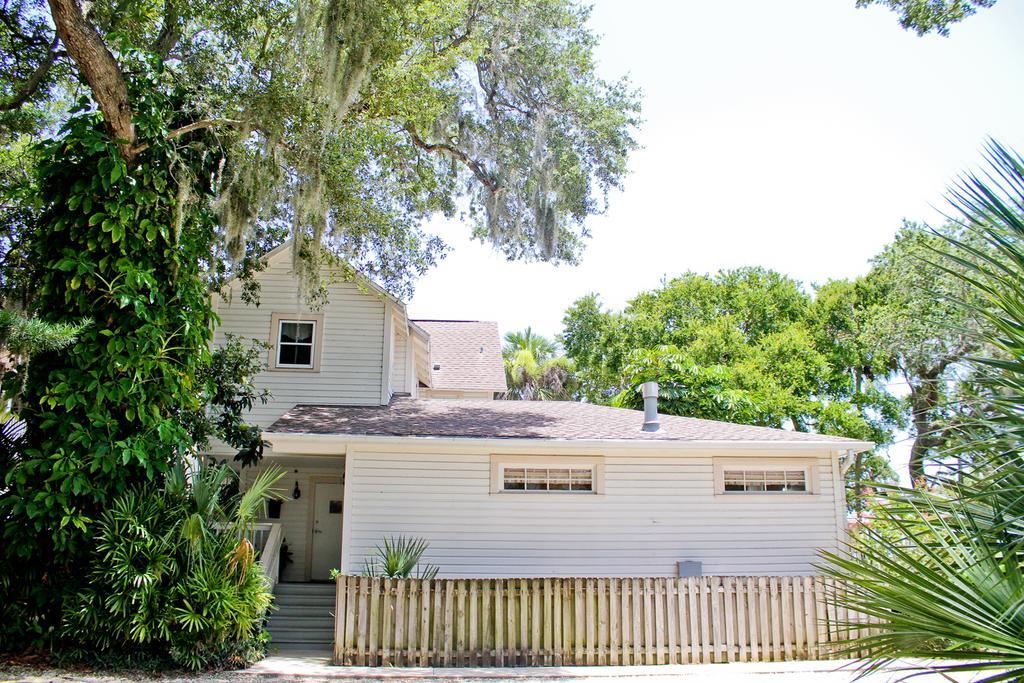 Bed & Breakfast Night Swan Intracoastal New Smyrna Beach