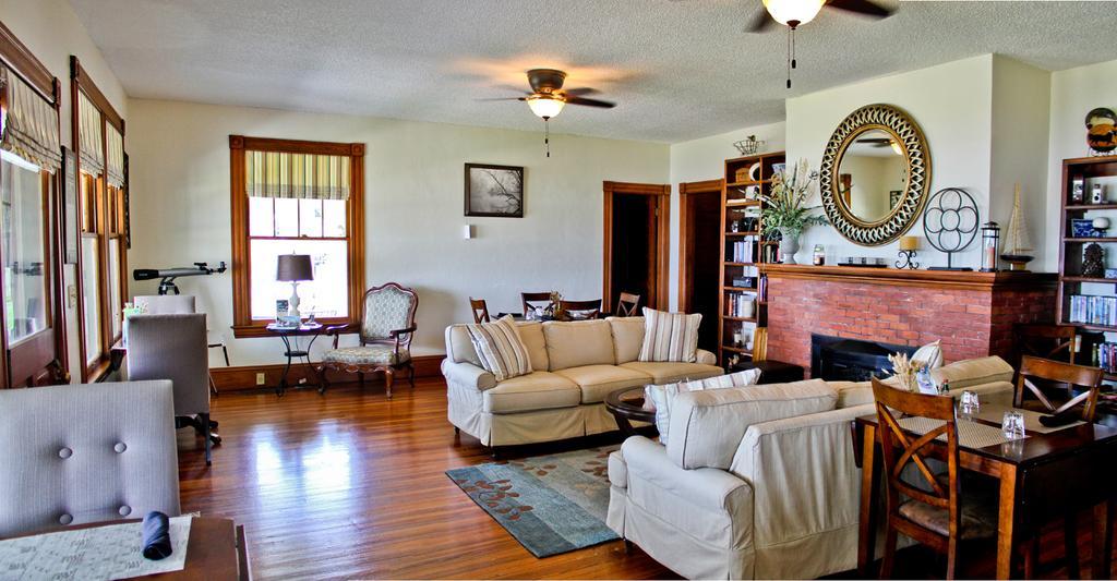 Night Swan Intracoastal Bed & Breakfast New Smyrna Beach