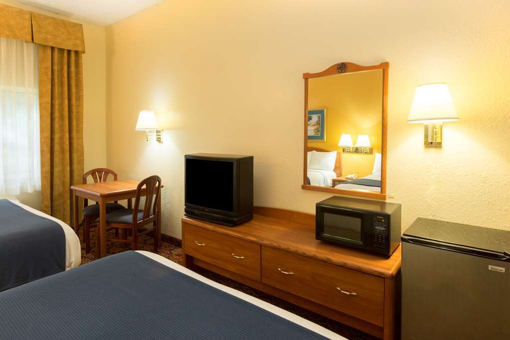 Express - South - I-75 By Ihg 2* Naples