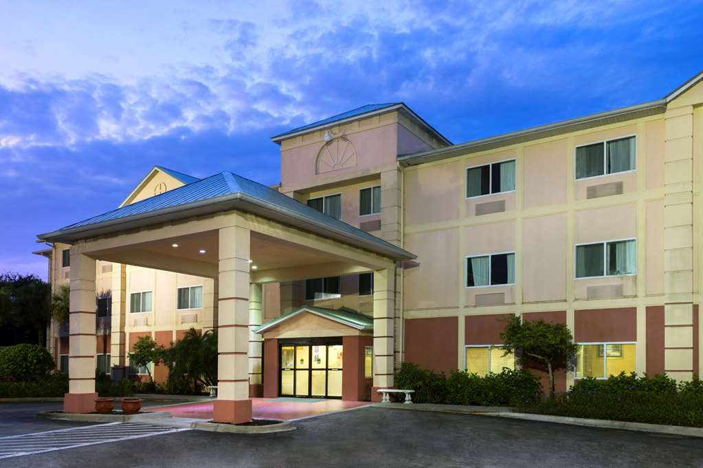 Hotel Express - South - I-75 By Ihg Naples