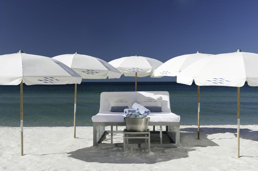 Edgewater Hotel 4*