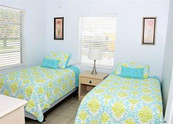 Hotel Castaways And Bay