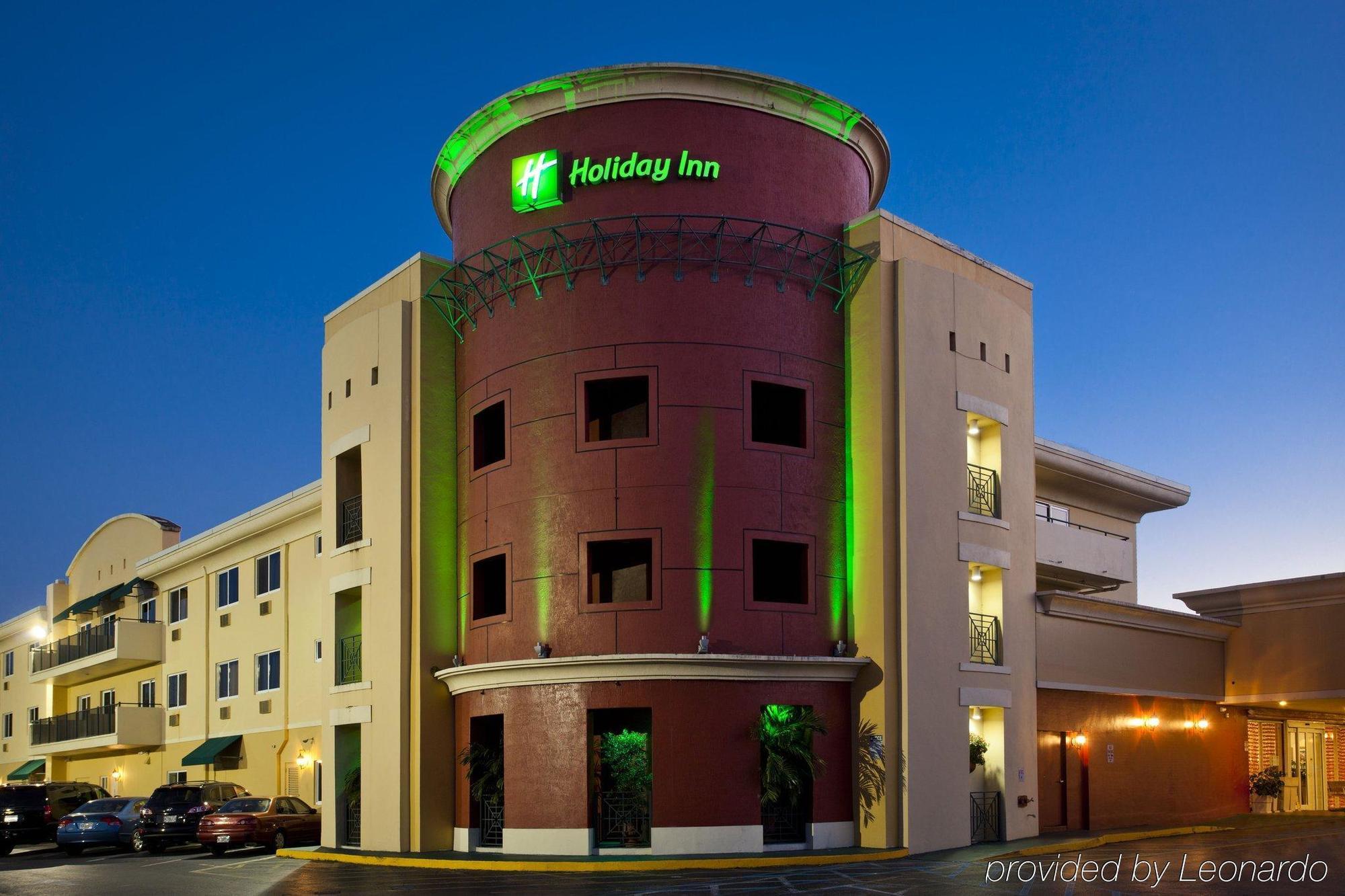 / Hotel Coral Gables