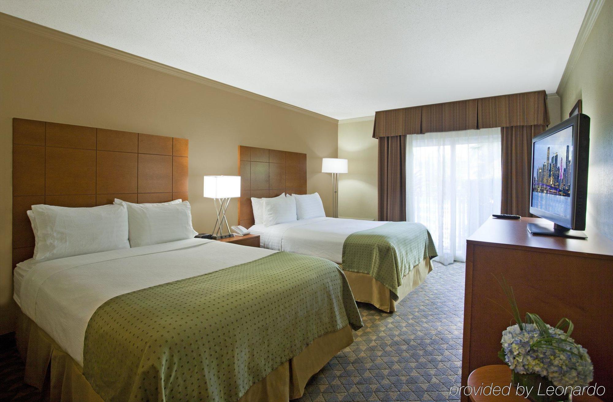 Hotel / Coral Gables