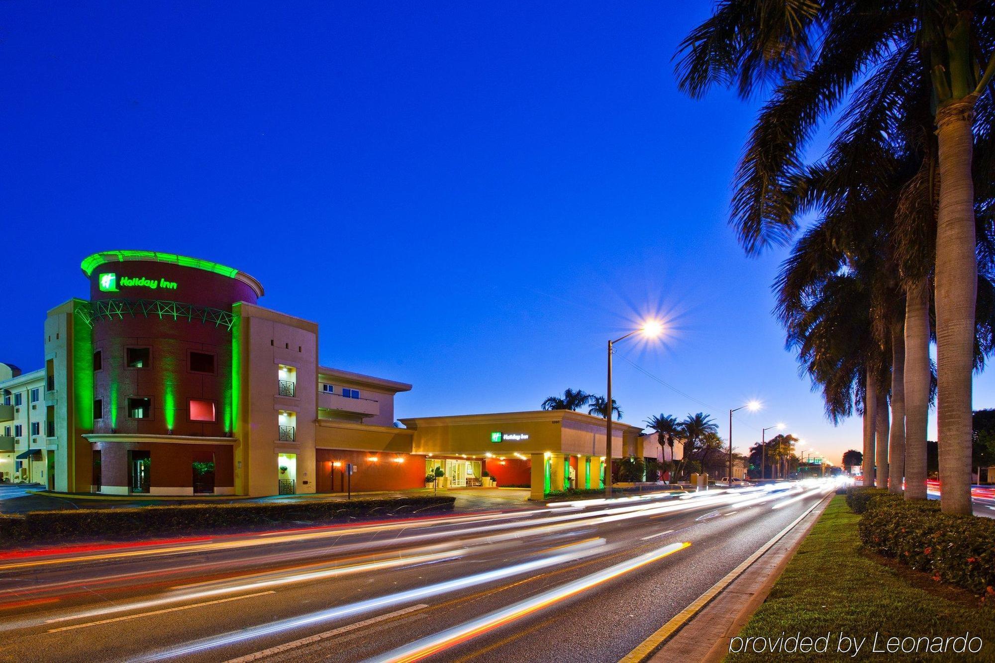 / 3* Coral Gables