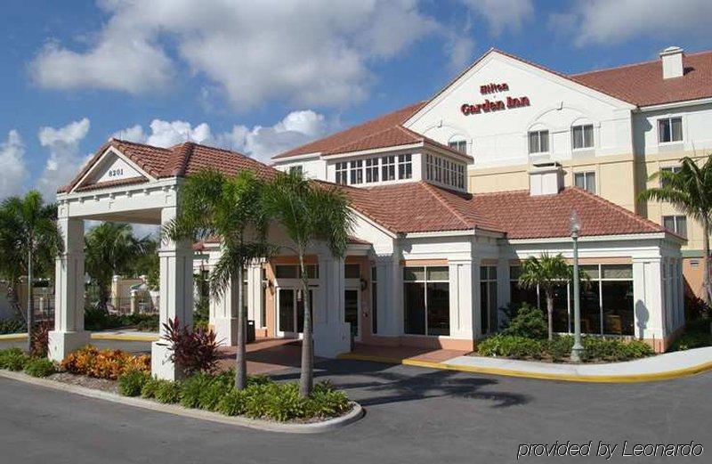 Hilton Garden Hotel 3*