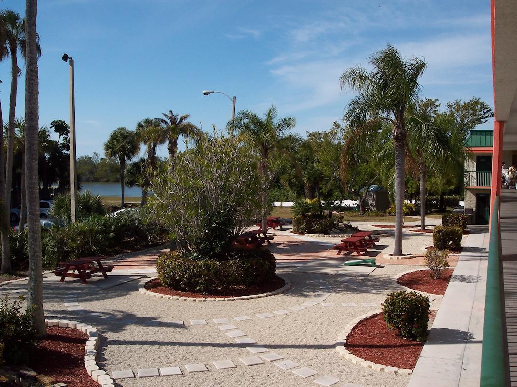 Wyndham Garden Myers