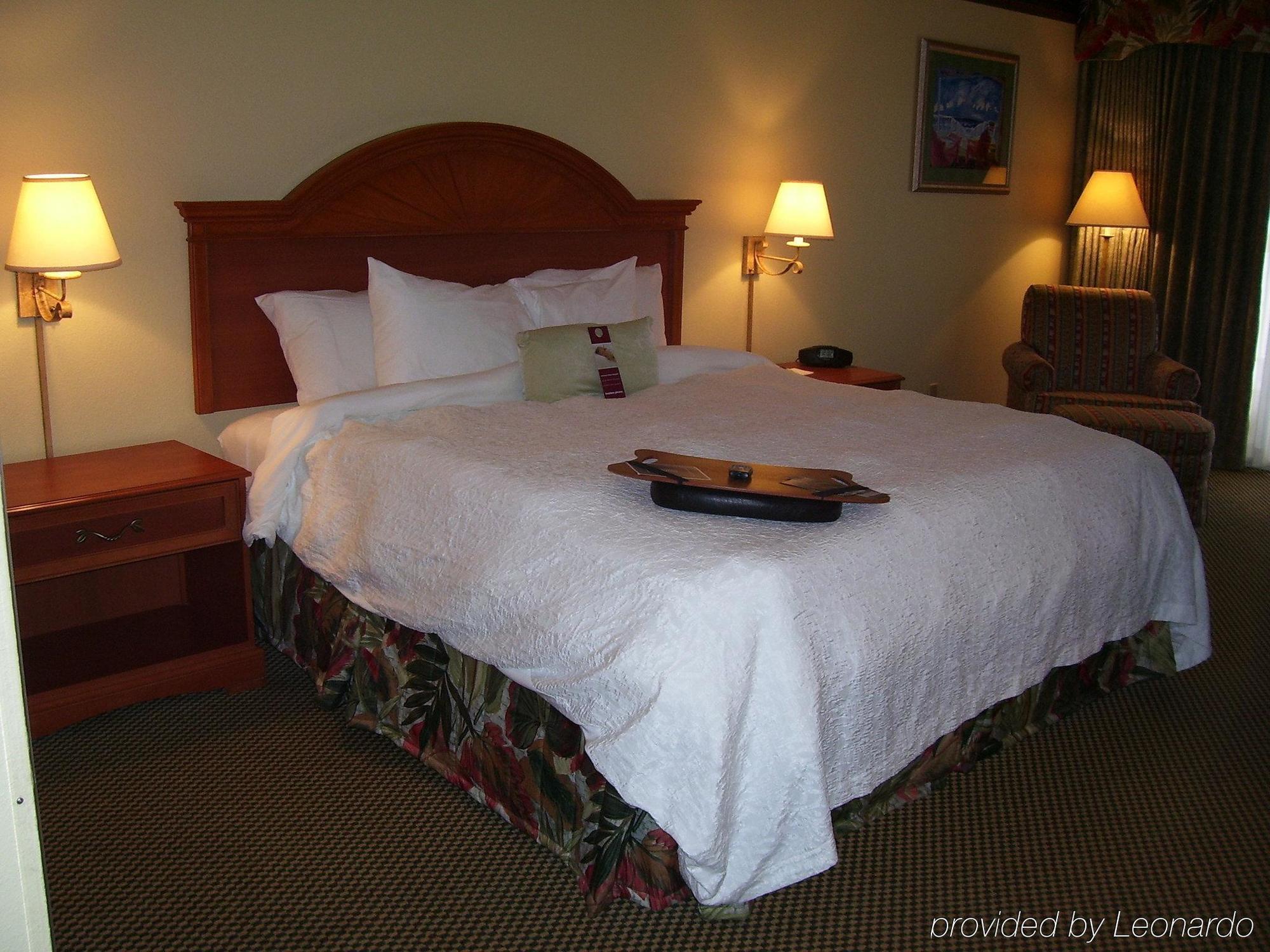 Hampton Daytona Shores-oceanfront