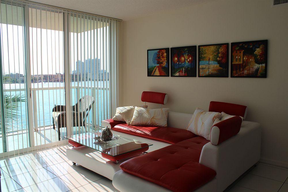 Luxury At Intracoastal Apartment
