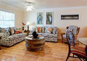 Tropic Isle At Anna Maria Island Hotel 4*