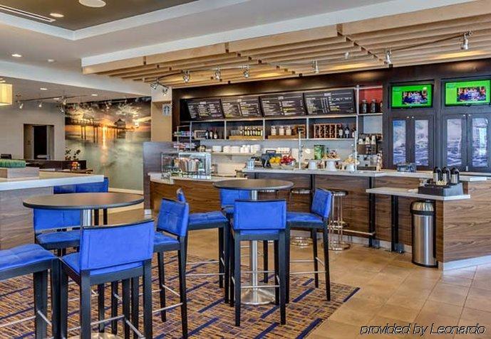 Courtyard By Marriott St. Petersburg Clearwater/madeira Hotel