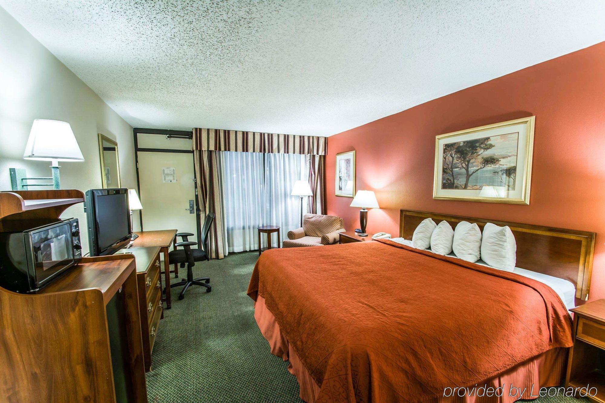 Stayable Jax West Hotel 2*