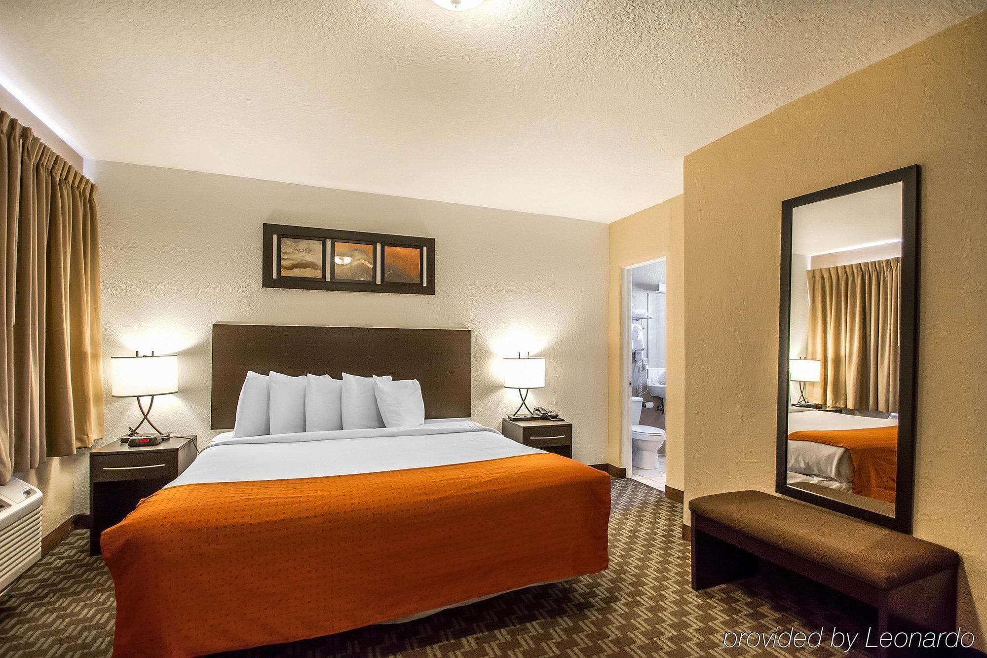 Hotel House 2*