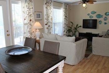 Era Fernandina Realty Hotel 3*