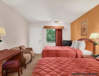 Days By Wyndham South Memorial Hospital