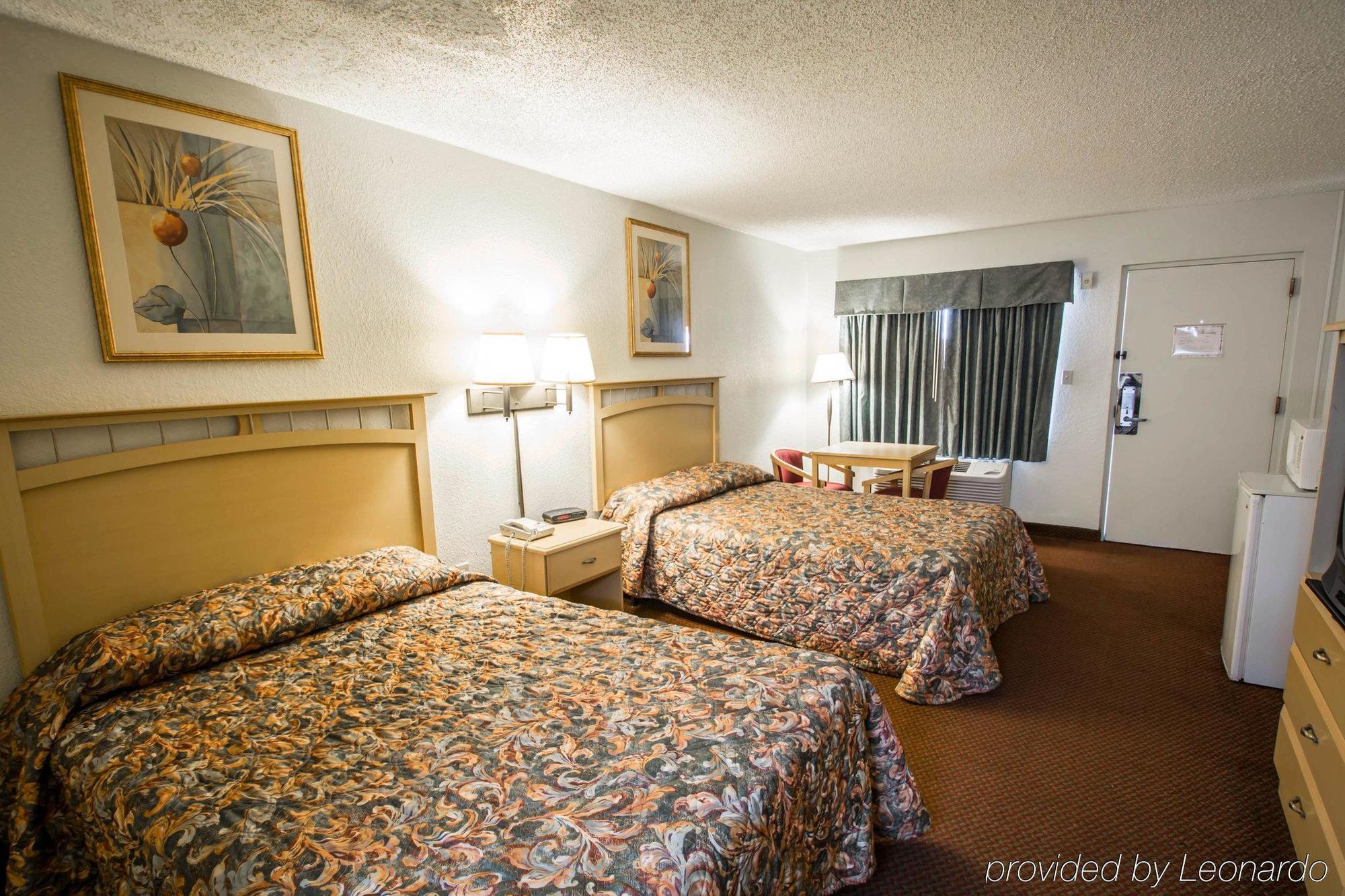 Country Hearth Inn- Kissimmee