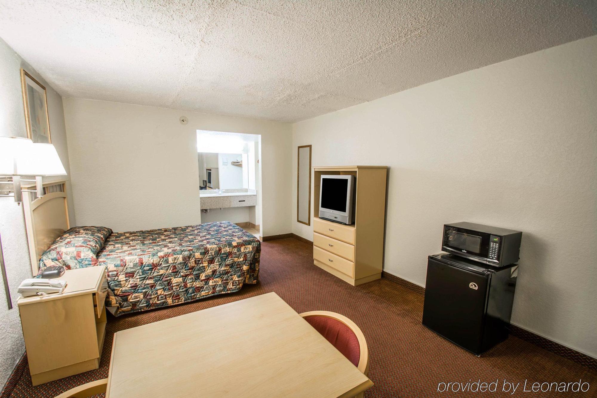 Country Hearth Inn- Motel
