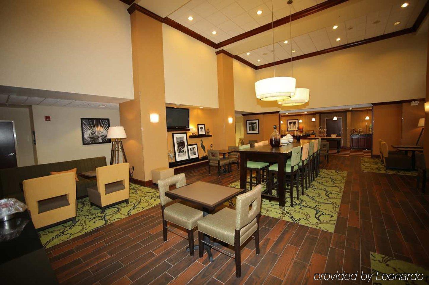 Hampton & At Mary Colonial Townpark 3* Lake Mary
